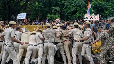 Thousands March in Delhi: Youth-Led Protest Demands Education Minister’s Resignation Amid Exam Crisis