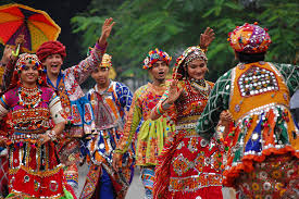 Pune's Exciting Garba Workshops Prepare for Navratri Festivities | - The Times of India